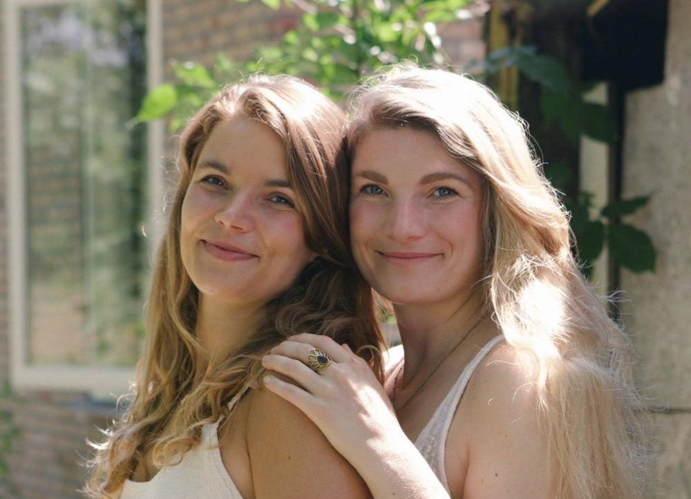 Heart Essence Sisters Hug